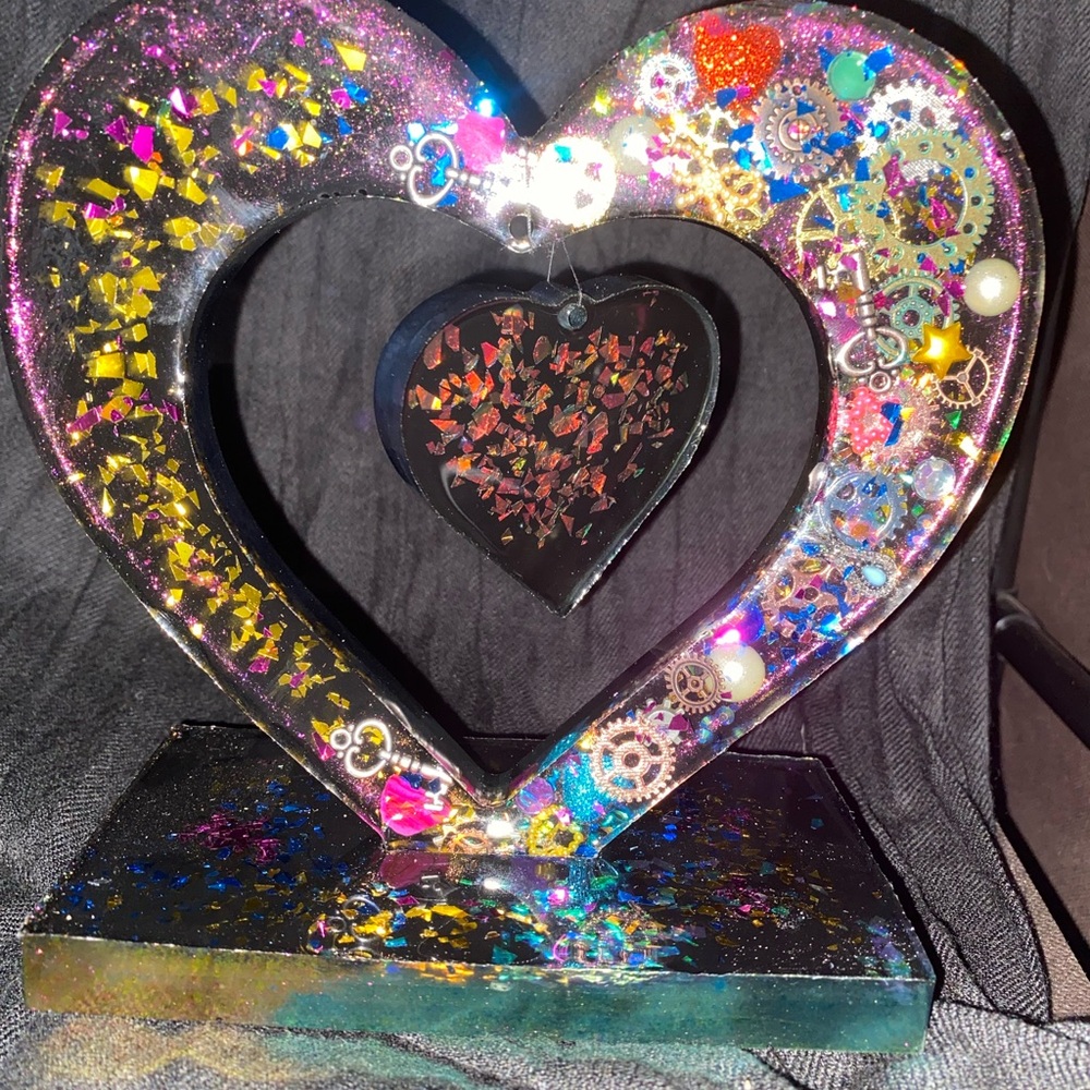 Colorful Heart-Shaped Resin Art Sculpture Picture Frame